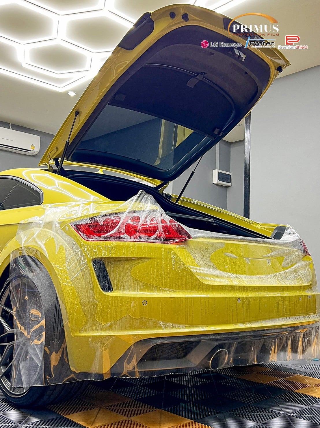 ผลงานติดฟิล์มกันรอย Audi TT Sline PPF TPU Gold