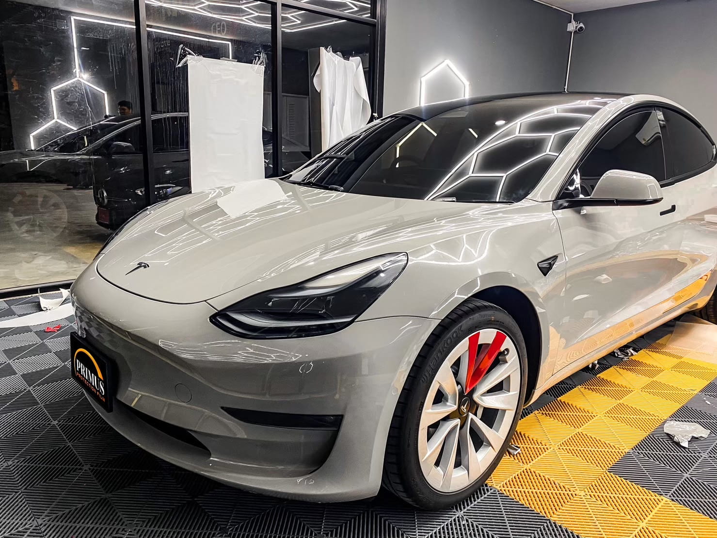 ฟิล์มกันรอย BYD รีวิวจากลูกค้าจริง Tesla Model 3 PPF Primus Protection Film
