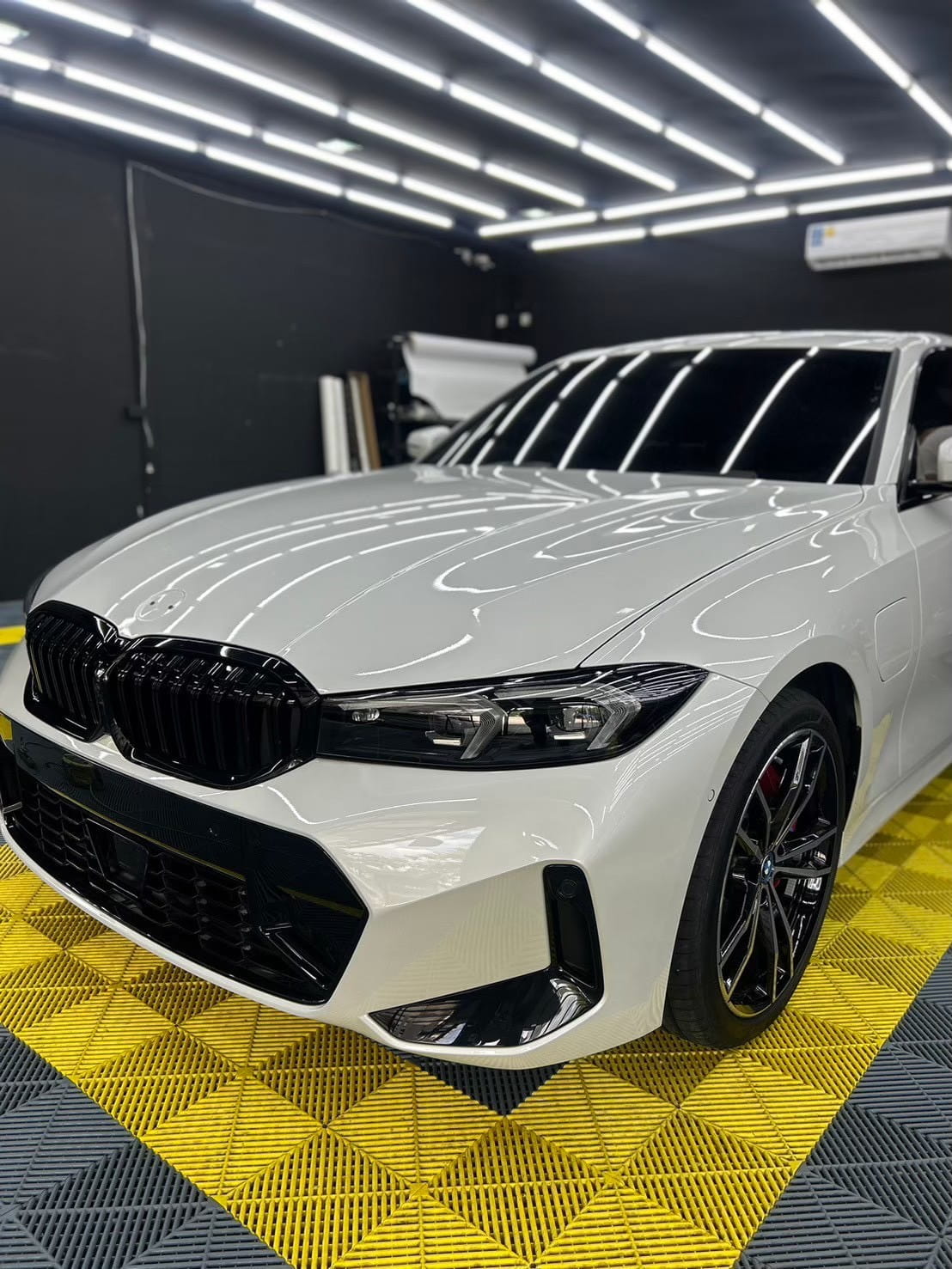 ฟิล์มกันรอย BMW 3 Series