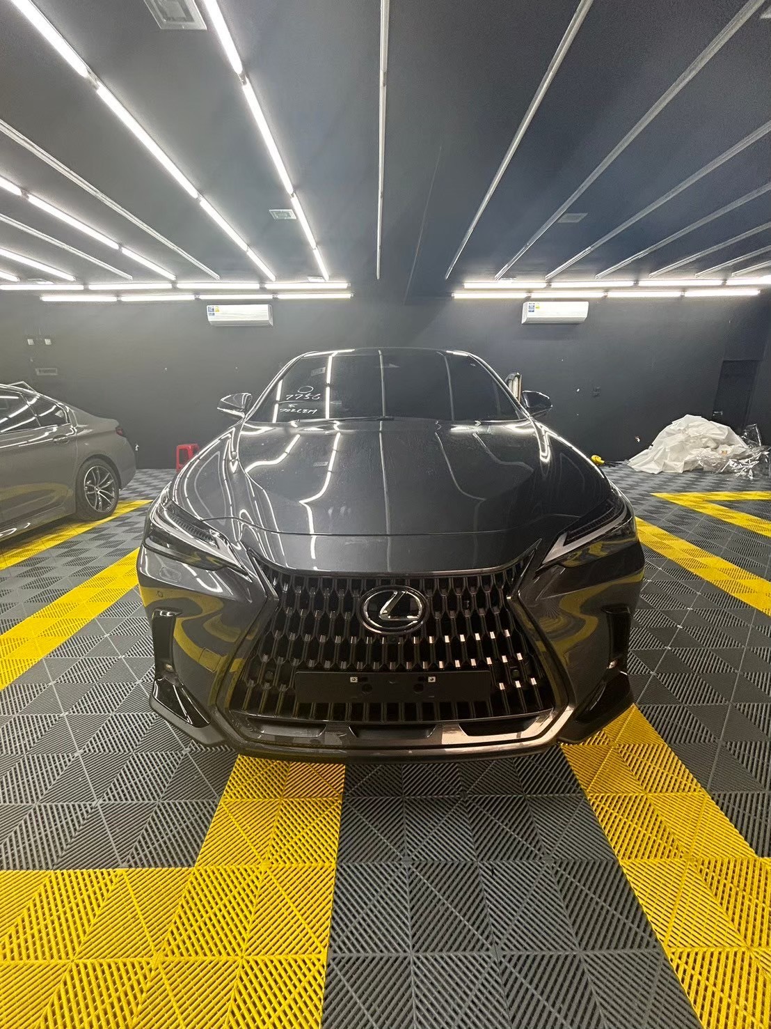 ฟิล์มกันรอย PPF Lexus UX เข้ารับบริการ PPF ที่ Primus ที่ Primus