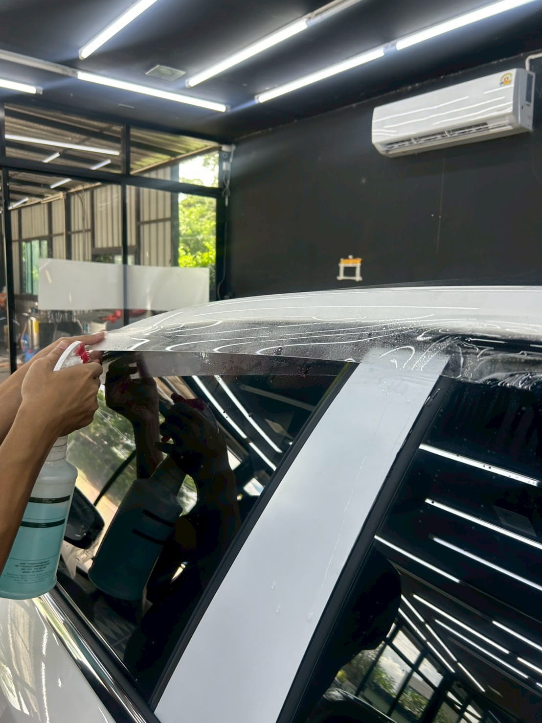 ฟิล์มกันรอย Mazda 6e บริเวณเสา Pillar