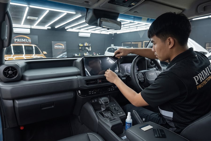 ฟิล์มใสกันรอยภายใน Toyota Land Cruiser FJ ปกป้องคอนโซล โดย Primus